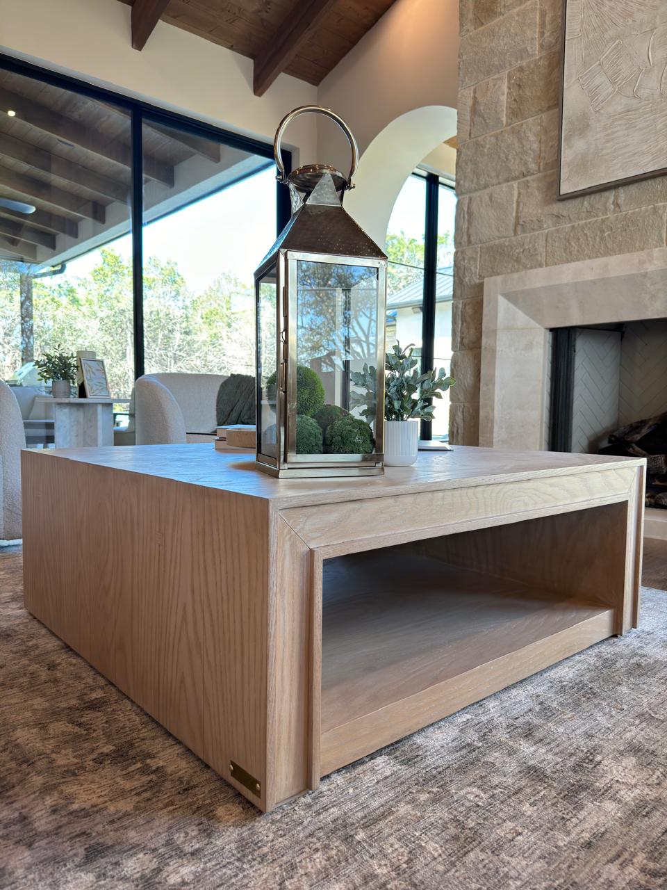 COFFE TABLE
